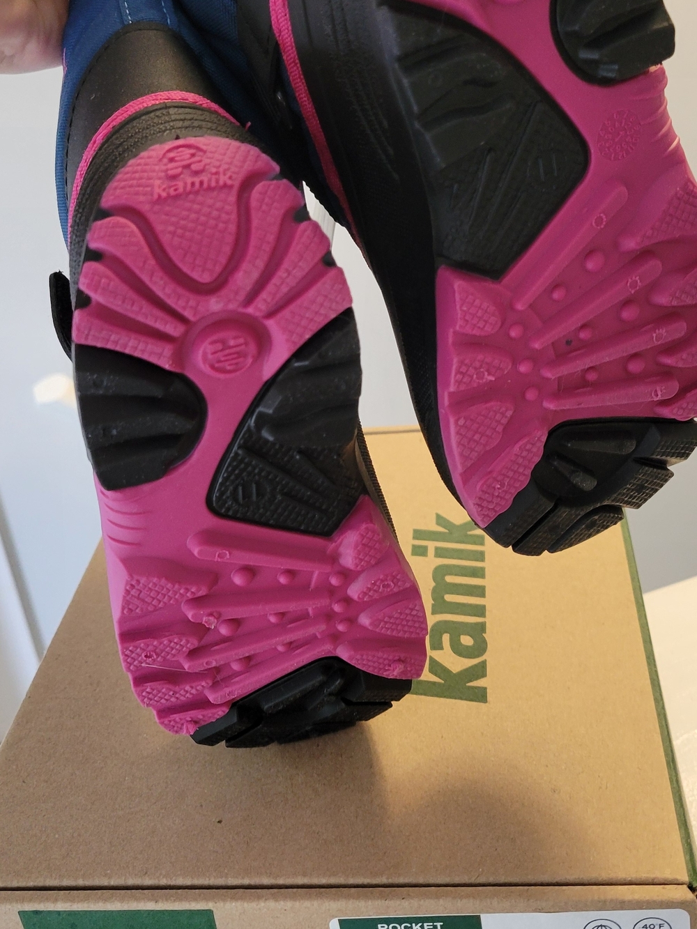 NIB - Kamik Kids Rocket Winter Boots in Navy and Pink Size 11 Girls - Picture 4 of 6